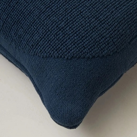 NWT West Elm Outdoor Tufted Circle Pillow 20x20, Midnight - Picture 3 of 8